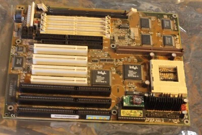 MSI Microstar MS5129 P54C TR5 Socket 7 ISA PCI AT Motherboard Intel VX chipset - Image 1 of 4