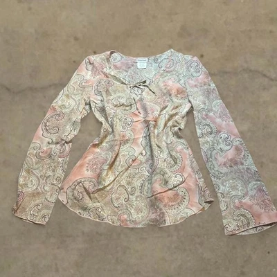 复古 y2k 小屋仙女佩斯利衬衫 心形 尺寸 大号 粉红色 奶油色 — 第 1/4 张图片