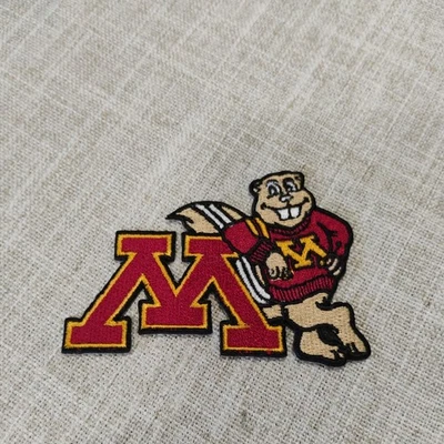 🌟 Minnesota Golden gophers Iron On Patch