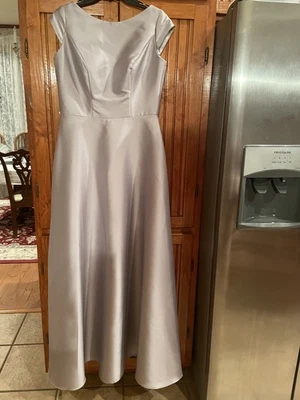 Vestido Sorella Vita Color Champagne Talla 12 Nuevo Con Etiquetas Foto 1 de 4