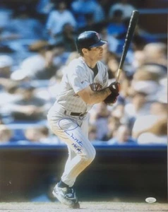 Autographed  16x20 Paul Molitor "HOF 04" Minnesota Twins photo  JSA Witness - Picture 1 of 1