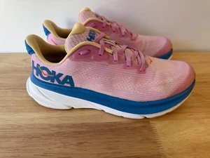 Hoka One One Clifton 9 Youth Girls Size 6 MD 1131170 CSLC Pink Blue White Shoes - Picture 1 of 15