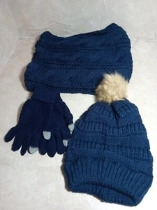 GREAT GIFT!!! WOMENS/GIRLS THICK KNIT HAT,SCARF,TOUCHSCREEN GLOVES SET BLUE-NEW! - Picture 1 of 6