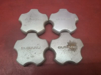 Cubierta de buje tapa central Forester Impreza Legacy 28811 AC140 Subaru OEM 1993-2002 Foto 1 de 4