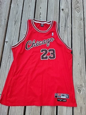 Camiseta deportiva vintage Nike Chicago Bulls 84 Michael Jordan talla 56 3XL Foto 1 de 4