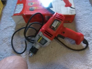 Black & Decker 1/2" High Torque Drill Model DR500 - Picture 1 of 4
