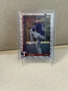 2025 Topps Serie 1 - Jon Gray #62 Topps Foil Pattern ESCLUSIVA FANATICI Rangers - Foto 1 di 2