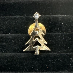 Vintage Avon Christmas Tree Pin Gold Tone Rhinestone Star Holiday Hat Lapel - Picture 1 of 4