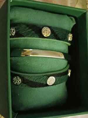 Juego de día Rustic Cuff ST Patricks verde 💚  Foto 1 de 4