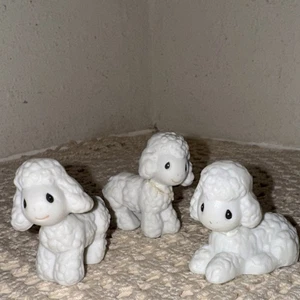 Precious Moments Nativity Set of 3 SHEEP LAMBS Come Let Us Adore Him 2 Repaired - Picture 1 of 16