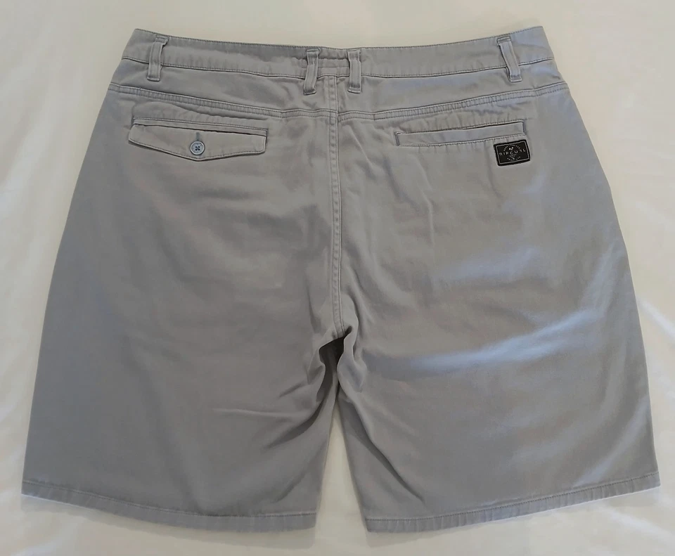 Pantalones Cortos RIP CURL Talla 36 Para Hombre Gris Chino Ajuste Estándar Informal Comodidad *Leer Foto 1 de 4