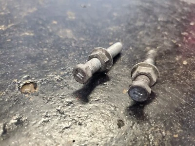 Suzuki GSXR 600 GSXR600 GSXR-600 2005 pernos ajustadores tensor de cadena originales Foto 1 de 4