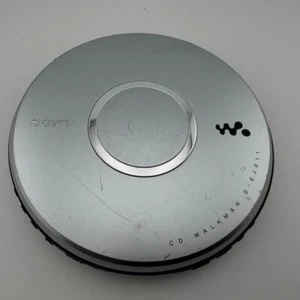 Sony Walkman D-Ej011 reproductor de CD conector para auriculares plateado para piezas o reparación - Imagen 1 de 6