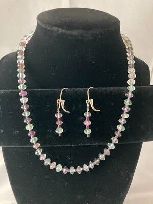 Juego de collar de cuentas de platillo de fluorita pastel multicolor de 17,5" y pendientes perforados Foto 1 de 4