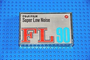 CINTA DE CASETE BLANCA FUJI FL 60 VS III TIPO I (1) (SELLADA) - Imagen 1 de 4