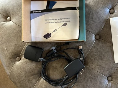 Programador de tarjetas de datos de aviación USB Garmin P/N: 010-10579-00 Foto 1 de 4