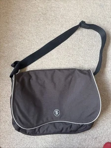 Crumpler Silver Dig XL | Laptop Bag | Padded Crossbody Messenger Bag, Brown - Picture 1 of 6