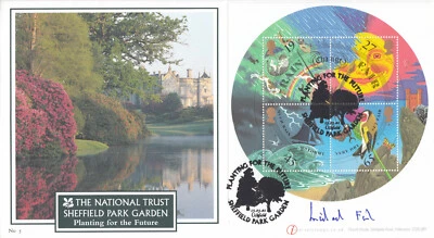 MICHAEL FISH SIGNED Weather minisheet GB Buckingham FDC Uckfield 2001 (108586) - Image 1 of 2