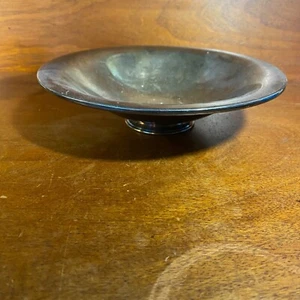 Silverplate small shallow bowl 8” diameter 2” high footed - Picture 1 of 7