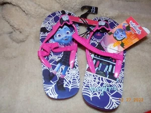 New Vampirina girl's flip flops sandals size 11/12 - Picture 1 of 2