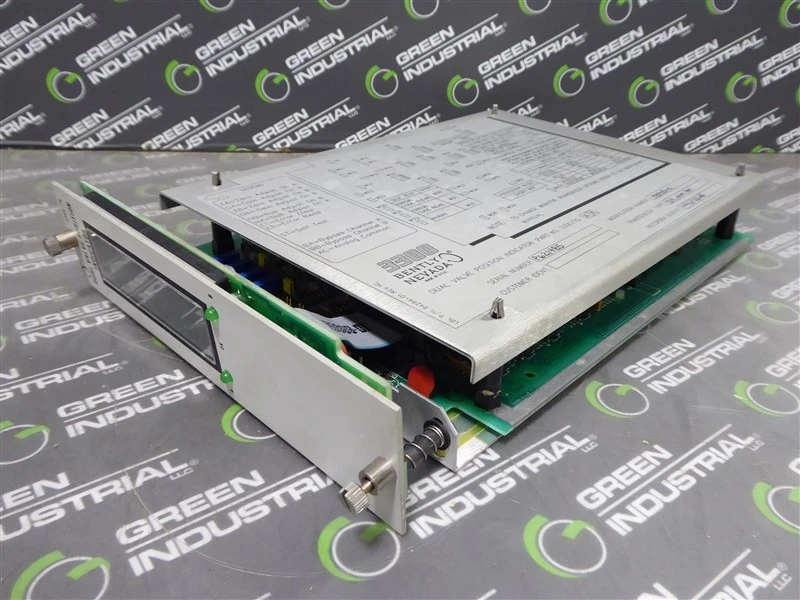 Indicador de posición de doble válvula Bently Nevada serie 3300 USADO 3300/70-XX Foto 1 de 4