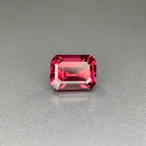 Eye Clean 2.90 Ct Pinkish Red Natural Rhodolite Garnet Emerald cut LooseGemstone - Picture 1 of 11