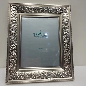 Towle Silversmiths 8x10 Picture Frame Floral Embossed Design T834405 in Box - Picture 1 of 9