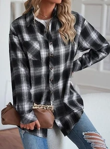 Schwarz kariertes langärmliges locker sitzendes Flanelloberteil für Damen Gr. S - Bild 1 von 3