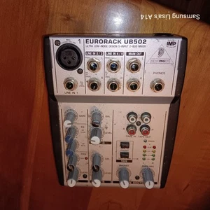 Behringer Eurorack UB502 Ultra Low Noise Design 5 Input 2 Bus Mixer Compact - Picture 1 of 1