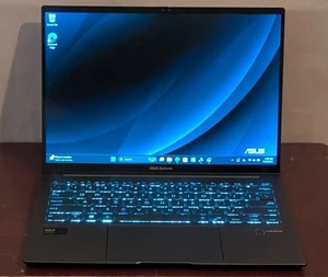 ASUS Zenbook 14 OLED Touch (Intel Core Ultra 7 155H, 16GB/1TB SSD) Laptop Gray - Picture 1 of 9