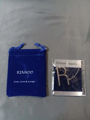 Collar Rinhoo de acero inoxidable Foto 1 de 3