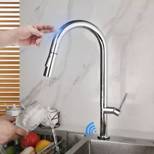 Grifo fregadero de cocina sensor táctil pulverizador mezclador giratorio cromo mate - Imagen 1 de 9