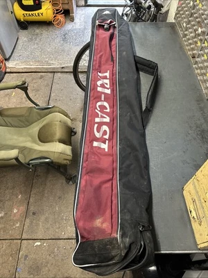 TRICAST TRI-CAST FISHING POLE ROD HOLD-ALL CARRY ALL BAG. MATCH FISHING LUGGAGE - Image 1 of 4