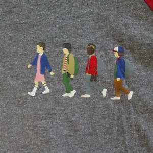 Stranger Things Netflix Unisex XL Raglan Baseball Shirt Graphic Gray Red Retro - Picture 1 of 9