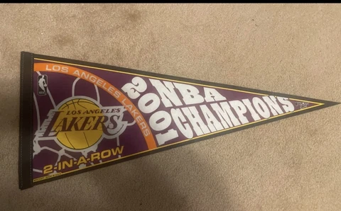 2001 Los Angeles Lakers NBA Basketball Champions 12x30 Inch Pennant Cover