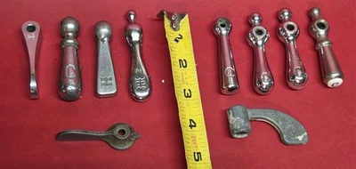 10 asas de herrajes para grifo vintage surtidas de metal/plateado con H&C Foto 1 de 4