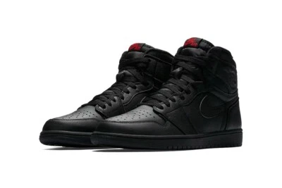 Talla 10.5 - Air Jordan 1 Retro OG Alto Triple Negro Foto 1 de 4
