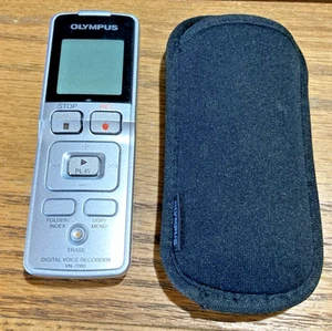 Olympus VN-7000 Digital Voice Recorder 2GB with Black Case 4" x 1.5" SIlver - Picture 1 of 6