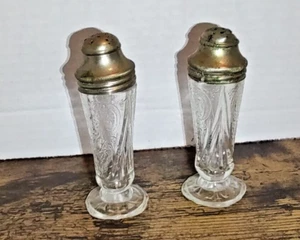Royal Lace Salt Pepper Shakers Clear Depression Glass Hazel Atlas Lid Damaged - Picture 1 of 13