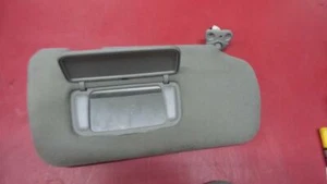 PASSENGER RIGHT SUN VISOR SEDAN W/ LIGHTS FITS 00-03 MAXIMA 129423 - Picture 1 of 10