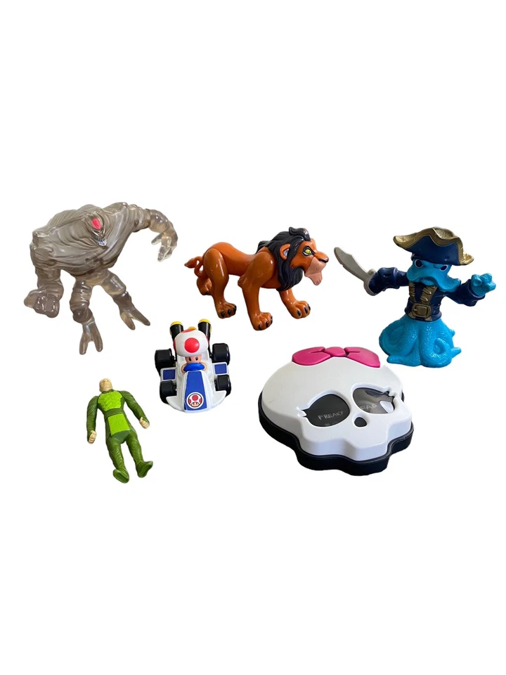 Mcdonalds Happy Meal Toys Mixed Lot Of 6 Monster High Lion King Ronin Pirates - Image 1 of 3