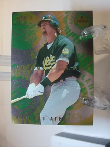 Fleer Team Leader #11 1996 - Mark McGwire - Oakland Athletics 96-299 - Imagen 1 de 2