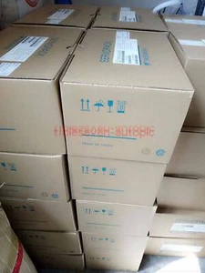 NEW 1PCS YASKAWA AC SERVO MOTOR SGMAH-04A1A6D - Picture 1 of 1