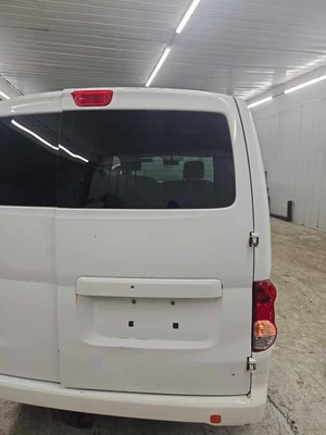 Used Right Rear Cargo Door Assembly Back fits: 2014 Nissan Nv200 Cargo van glass Foto 1 de 4