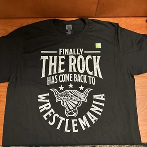 WWE WORLD 40 Size XL Finally The Rock Has Come Back to Wrestlemania SOLD OUT New - Picture 1 of 4
