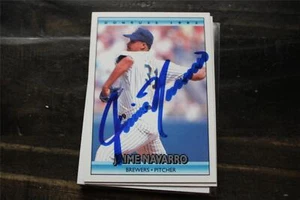 JAMIE NAVARRO  MILWAUKEE BREWERS  AUTOGRAPHED CARD - Imagen 1 de 1