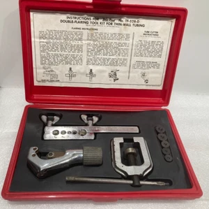 Blue Point Tools TF-528-D Double Flaring Tool Kit for Thin Wall Tubing - Picture 1 of 14