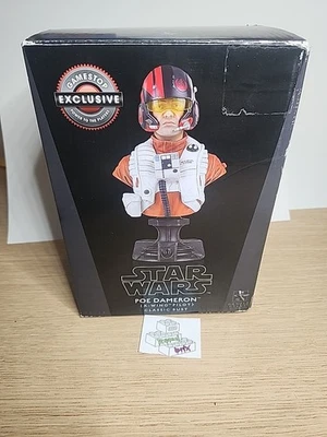 Star Wars Poe Dameron Gentle Giant Bust Game Stop X Wing Pilot #3551/4000 USED - Image 1 of 2