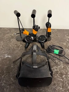Meta Oculus Rift Virtual Reality Headset W/ 3 Sensors/Cables/2 Handheld Remotes - Picture 1 of 8