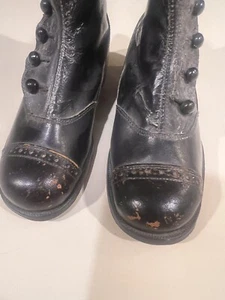 Antique Pair of leather button child's shoes.  Perfect condition.  1800's - Picture 1 of 9